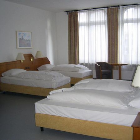 Willy Hotel Frankfurt Франкфурт на Майн Екстериор снимка