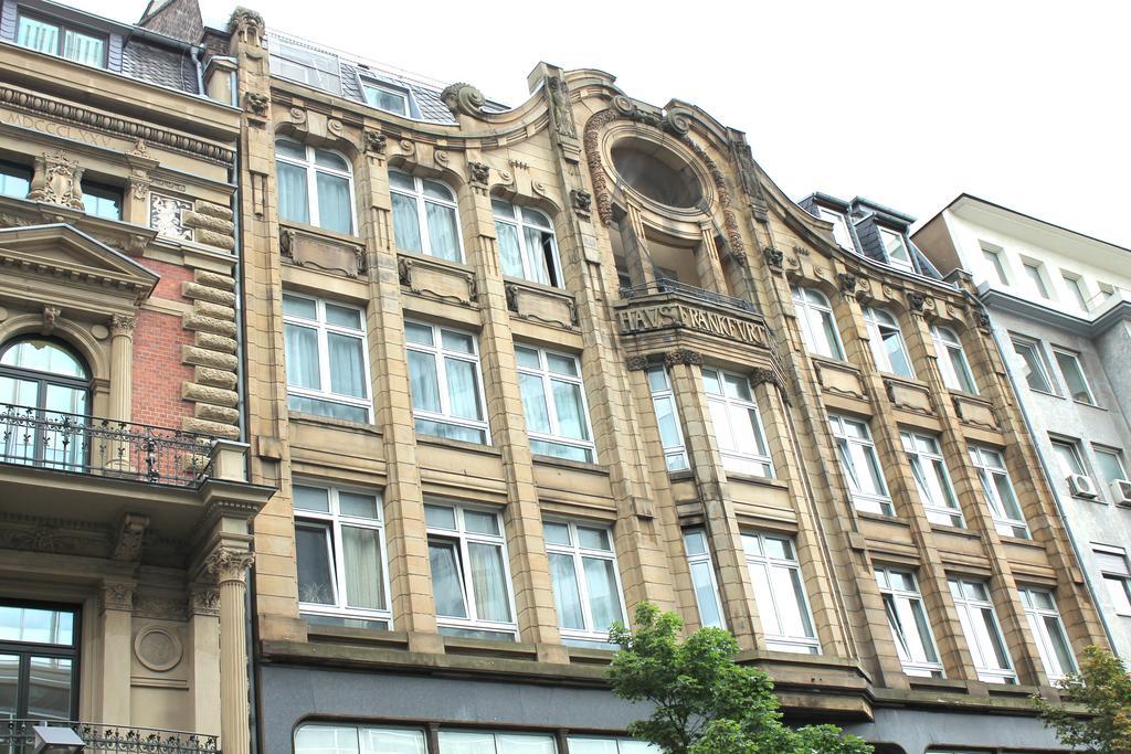 Willy Hotel Frankfurt Франкфурт на Майн Екстериор снимка