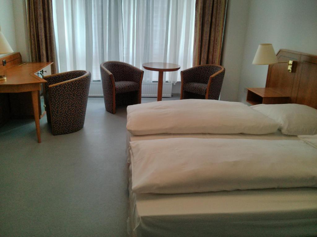 Willy Hotel Frankfurt Франкфурт на Майн Екстериор снимка