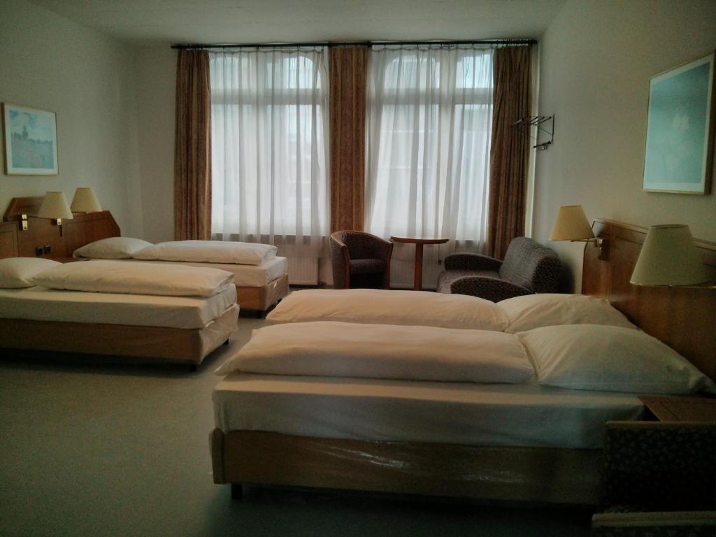 Willy Hotel Frankfurt Франкфурт на Майн Стая снимка